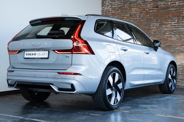 Volvo XC60 T6 Plug-in hybrid AWD Ultra Dark | Stoelverwarming | Stuurwielverwarming | Head Up Display | 360° Parkeer Camera | Harman Kardon Premium Audio | Panoramisch Schuif-kanteldak | Semi- Elektrische Trekhaak | Google infotainment |