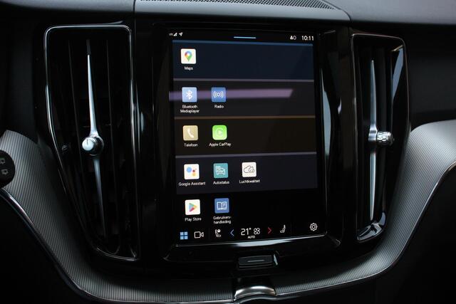 Volvo XC60 2.0 T6 Plug-in hybrid AWD Plus Dark Leder Navigatie Google Harman Kardon Panorama dak Lichtmetalen Velgen 19" Dab Stoelverwarming Camera Led