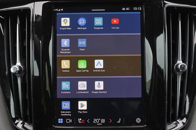 Volvo XC60 T6 Recharge AWD Plus Black Edition - LONG RANGE - Luchtvering - Panorama/schuifdak - IntelliSafe Assist & Surround - 360º Camera - Adaptieve LED koplampen - Verwarmde voorstoelen, stuur & achterbank - Parkeersensoren voor & achter - Elektr. bedienb. voors