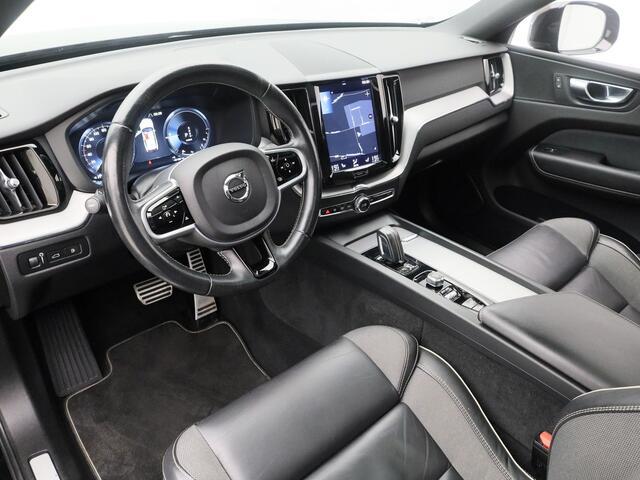 Volvo XC60 2.0 Recharge T6 AWD R-Design | PANO | ADAPTIVE | KEYLESS | STOEL- EN STUURVERW.