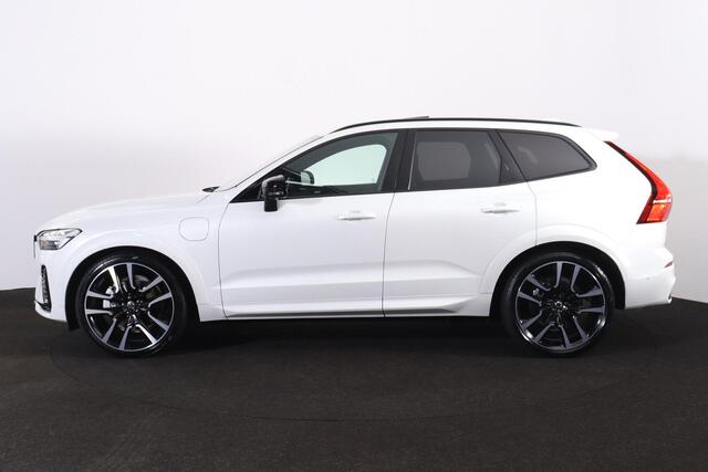 Volvo XC60 T8 Recharge AWD Ultra Dark - Luchtvering - Panorama/schuifdak - IntelliSafe Assist & Surround - 360º Camera - Adaptieve LED koplampen - Verwarmde voorstoelen, stuur & achterbank - Parkeersensoren voor & achter - Elektr. bedienb. voorstoelen met geheugen -