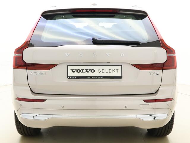 Volvo XC60 T6 AWD 350pk Ultra Bright / Luchtvering / Bowers en Wilkins audio / HUD / 360 camera / Stoelmassage /