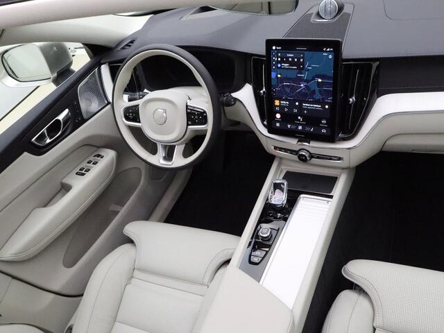 Volvo XC60 T6 AWD 350pk Ultra Bright / Luchtvering / Bowers en Wilkins audio / HUD / 360 camera / Stoelmassage /