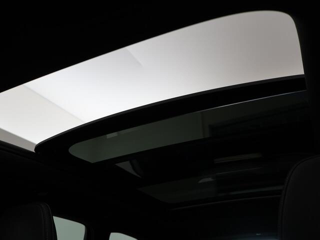 Volvo XC60 2.0 T6 PHEV 340 PK R-DESIGN + PANORAMA | STUUR/STOELVERW. | ADAPTIVE CRUISE