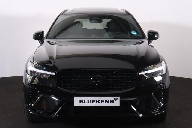 Volvo XC60 T8 Recharge AWD Ultra Black Edition - LONG RANGE - Luchtvering - Panorama/schuifdak - IntelliSafe Assist & Surround - 360º Camera - Adaptieve LED koplampen - Verwarmde voorstoelen, stuur & achterbank - Parkeersensoren voor & achter - Elektr. bedienb. voor