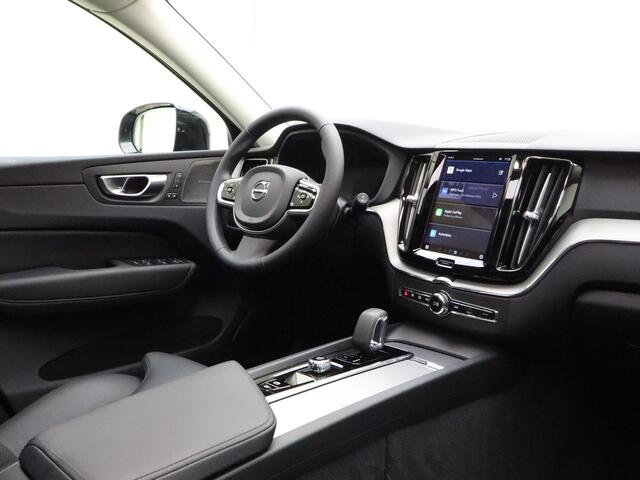 Volvo XC60 T6 350pk AWD Plus Dark / Harman en Kardon audio / Panorama dak / Camera rondom /