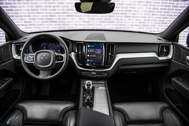 Volvo XC60 2.0 T6 Plug-in hybrid AWD Ultimate Black Edition | Trekhaak | Stoelventilatie en Massage | Adaptieve Cruise Control | Harman Kardon |