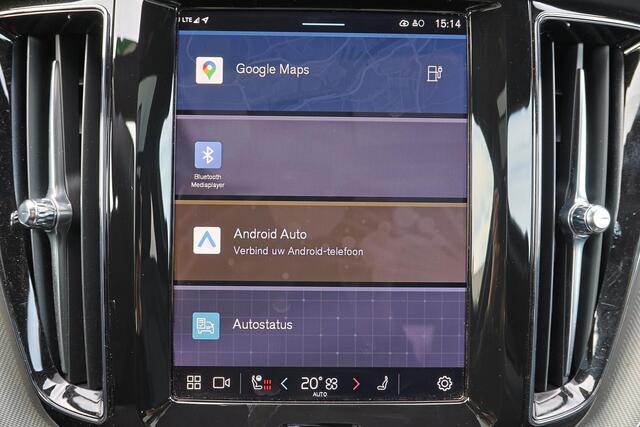 Volvo XC60 T6 Recharge AWD Ultra Black Edition - LONG RANGE - Luchtvering - Panorama/schuifdak - IntelliSafe Assist & Surround - 360º Camera - Adaptieve LED koplampen - Verwarmde voorstoelen, stuur & achterbank - Parkeersensoren voor & achter - Elektr. bedienb. voor