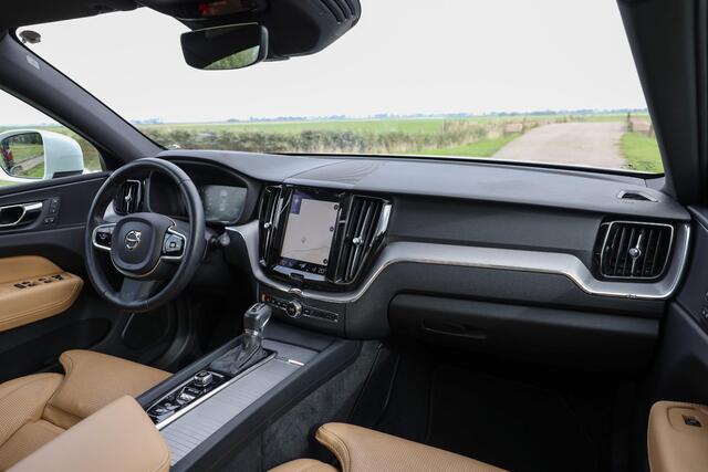 Volvo XC60 2.0 T5 AWD Inscription ? Leder ? Pano ? Memory