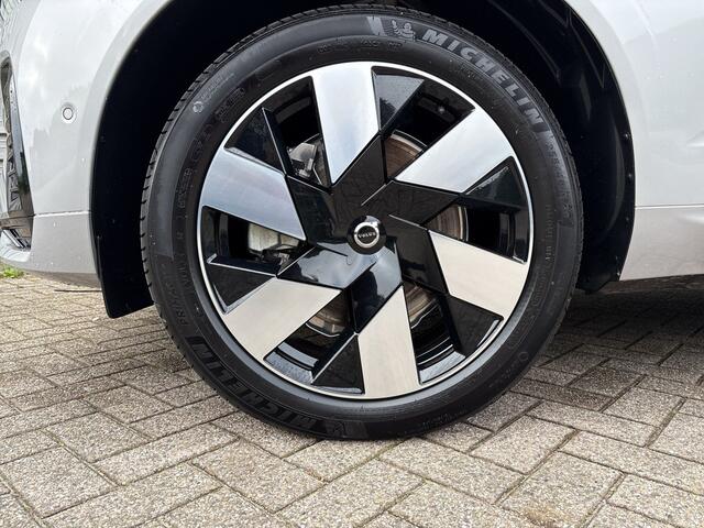 Volvo XC60 T6 Plug-in hybrid AWD Ultra Dark / Harman/Kardon / Panoramadak / Trekhaak /