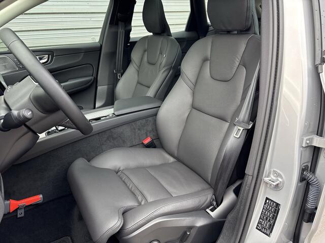 Volvo XC60 T6 Plug-in hybrid AWD Ultra Dark / Harman/Kardon / Panoramadak / Trekhaak /