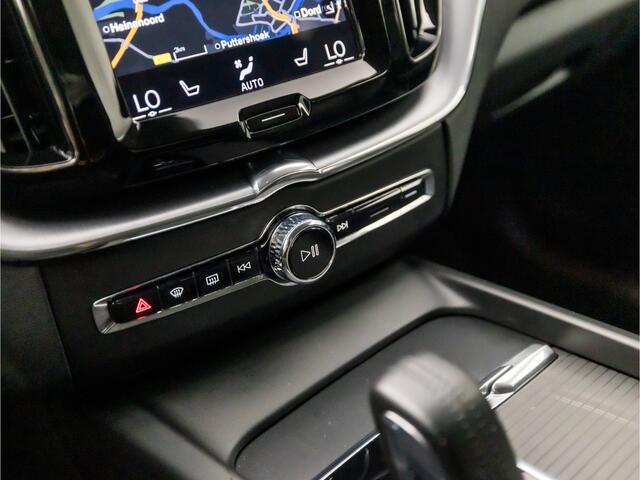 Volvo XC60 2.0 B5 AWD Inscription 391Pk Automaat (APPLE CARPLAY, GROOT NAVI, STUUR/STOELVERWARMING, MEMORY SEATS, LEDER, CAMERA, ADAPTIVE CRUISE, TREKHAAK ELEKTRISCH, KEYLESS, NIEUWE APK, NIEUWSTAAT)