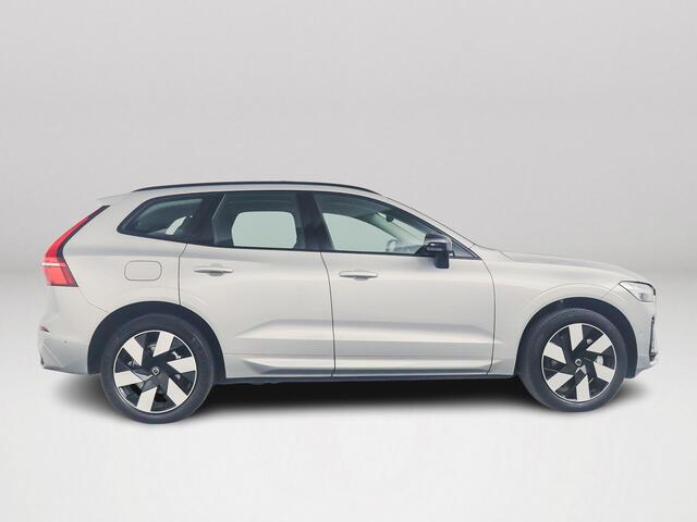 Volvo XC60 T6 Plug-in hybrid AWD Ultra Dark | Panoramdak | 360º camera | Harman Kardon | Stoel- en Stuurverwarming | Trekhaak