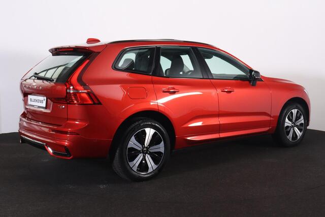 Volvo XC60 T6 Recharge AWD Plus Dark - Panorama/schuifdak - IntelliSafe Assist & Surround - 360º Camera - Verwarmde voorstoelen, stuur & achterbank - Parkeersensoren voor & achter - Elektr. bedienb. voorstoelen met geheugen - Draadloze tel. lader - Elektr. inklapbar