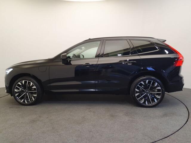 Volvo XC60 2.0 T6 Plug-in hybrid AWD Ultra Dark ¤78.942,- nieuw, Wegklapbare trekhaak, Panoramadak, Harman/Kardon