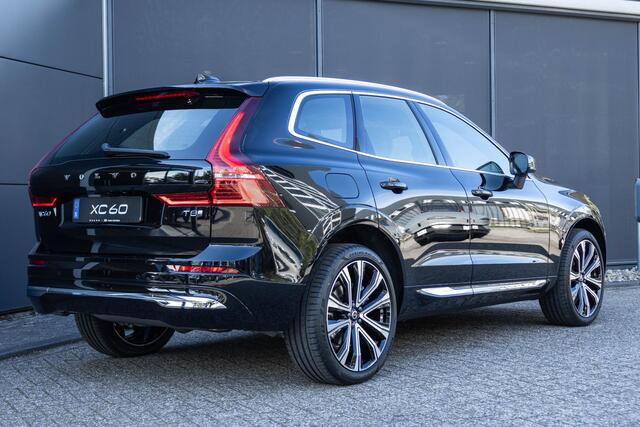 Volvo XC60 T8 Plug-in hybrid AWD Ultra Bright Head Up Display | BLIS | Adaptieve Cruise Control | Sportleder | 21 inch Lichtmetalen velgen | Standkachel | Google infotainment |