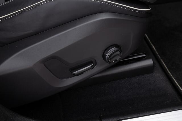 Volvo XC60 2.0 B4 R-Design Mild Hybrid | LEDER | harman/kardon