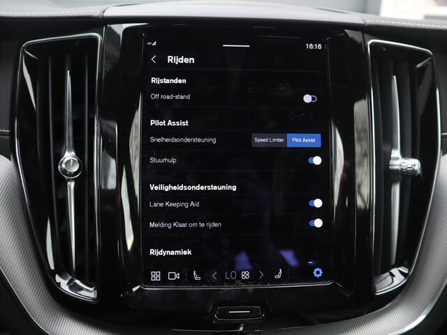 Volvo XC60 2.0 B4 R-Design / Mild-Hybride / Leder/ Facelift / 21-inch Lichtmetaal