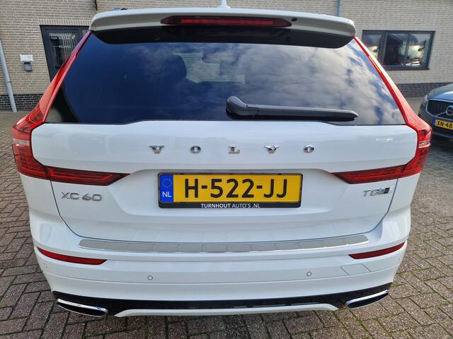 Volvo XC60 2.0 T8 Twin Engine AWD R-Design PANO | Luchtvering | Harman Kardon