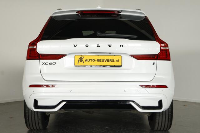 Volvo XC60 B4 AWD Plus Dark Navi / Harman-Kardon / Memory / 360 Camera