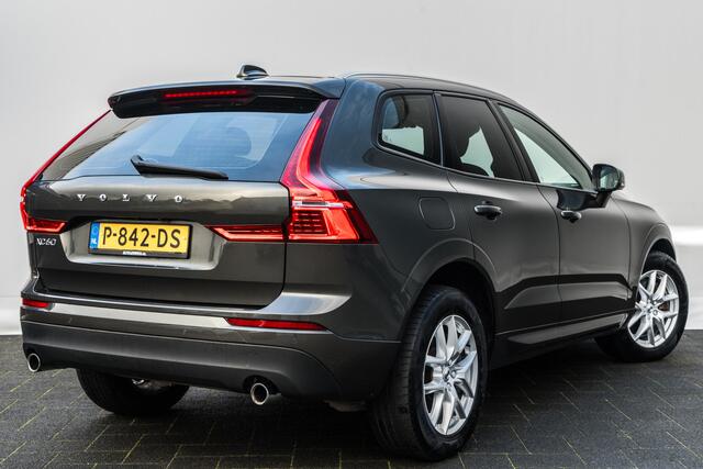 Volvo XC60 T8 Twin Engine AWD Momentum | Panoramadak | Luchtvering | Leder | Adapt. Cruise | Getint glas