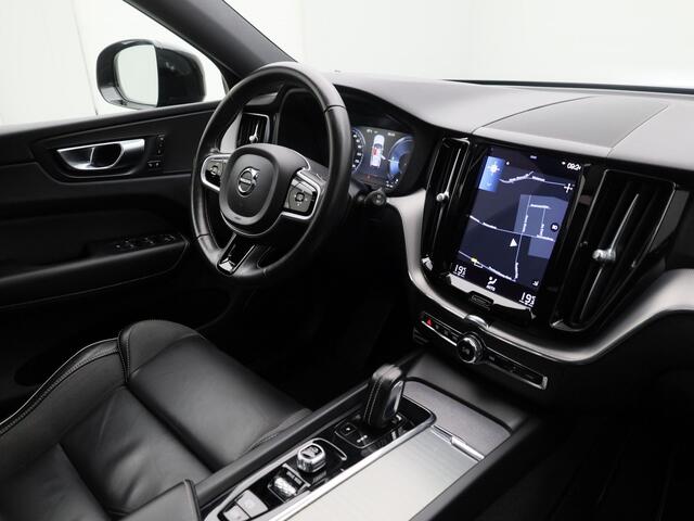 Volvo XC60 2.0 T6 Plug-in hybrid AWD R-Design | PANO | CAMERA | MEMORY | KEYLESS