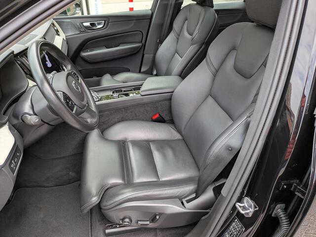 Volvo XC60 2.0 Recharge T6 AWD Inscription, Pano, HarmanKardon.