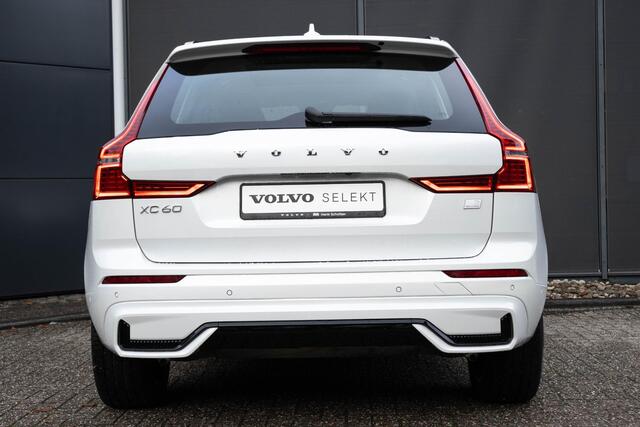 Volvo XC60 T6 AWD Automaat Ultimate Dark | Harman/Kardon Audiosysteem | Panoramisch Schuif-/Kanteldak | Trekhaak Semi-Elektrisch | Verwarmbare Voor- En Achterstoelen | 360 Graden Camera | Apple Carplay/Android Auto | Adaptieve Cruise Control | Pre-Conditionering |