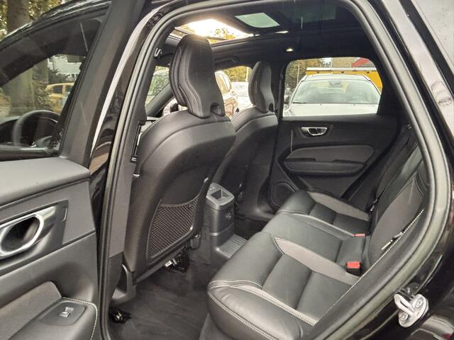 Volvo XC60 T6 Recharge 350pk AWD Ultimate Dark Pano HeadUp Keyless Pilot Assist 22 inch