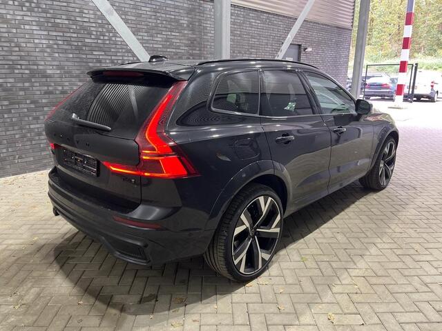 Volvo XC60 T6 Plug-in hybrid Ultra Black Edition | FACELIFT | Luchtvering | Bowers&Wilkins | 22 Inch | Massage | Head-Up