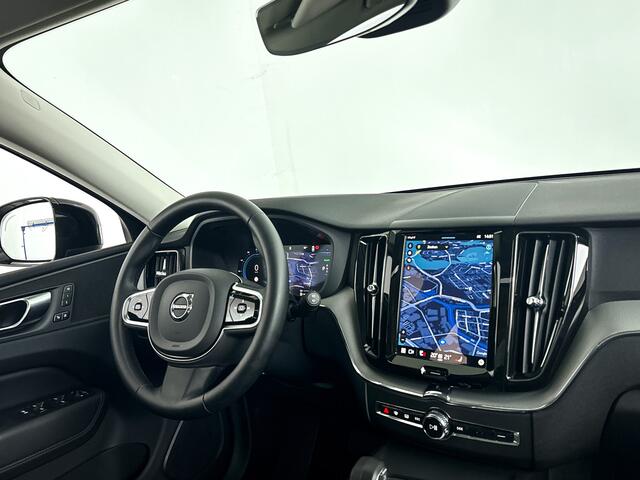 Volvo XC60 T6 Plug-in hybrid AWD Plus Dark | Panoramadak | 360° camera | Stoel- en Stuurverwarming | Trekhaak