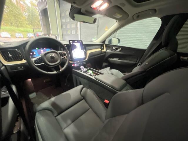 Volvo XC60 T6 Plug-in hybrid Plus Bright | FACELIFT | Head-Up | Panoramadak | harman/kardon | ACC | 360° Camera