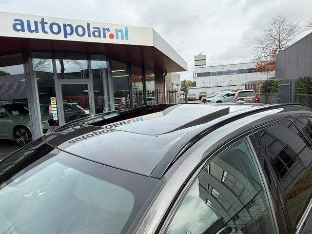 Volvo XC60 2.0 T6 Plug-in hybrid AWD Ultimate Dark Luchtvering/Trekhaak/Headup/20inch etc.