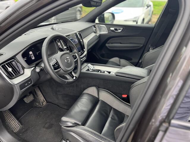 Volvo XC60 T8 Plug-in hybrid AWD Ultimate Dark