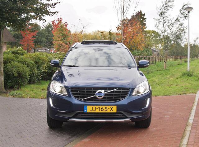 Volvo XC60 2.0 D3 FWD Ocean Race | Panoramadak | Camera | Cruise Control | Trekhaak | Leer | Automaat |