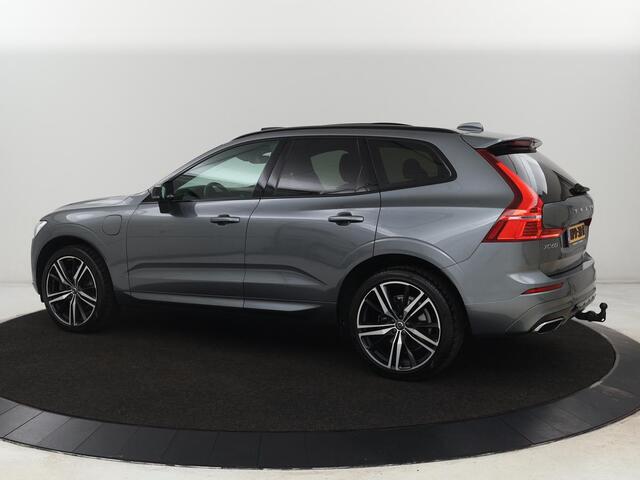 Volvo XC60 2.0 Recharge T8 AWD R Design | Panoramadak | Head-Up | Trekhaak | Harman/Kardon | Camera | Adaptive cruise | Stoelverwarming | Memory | Navigatie