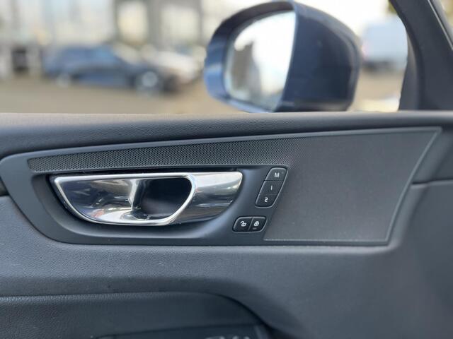 Volvo XC60 B5 Momentum Pro