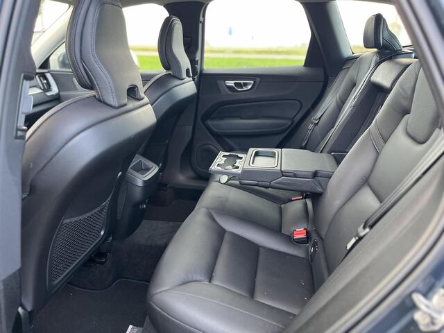 Volvo XC60 B5 Momentum Pro