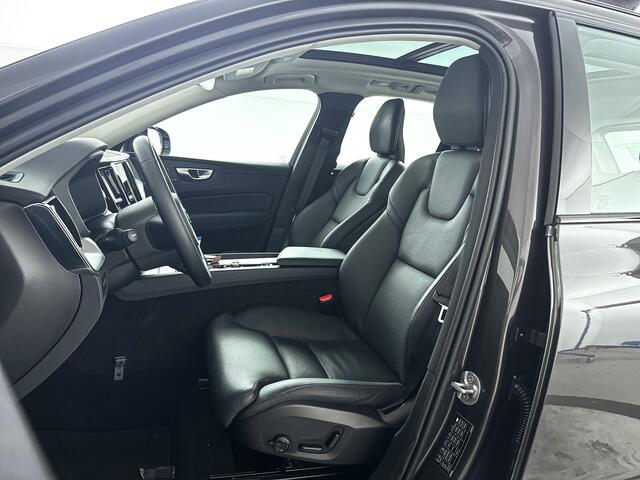 Volvo XC60 T6 Aut. Plug-in hybrid AWD Ultra Dark | Panoramadak | 360° camera | Harman Kardon | Stoel- en Stuurverwarming | Trekhaak