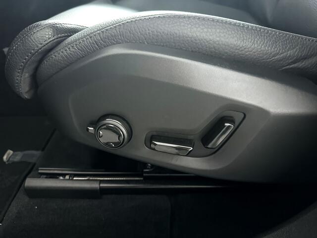 Volvo XC60 T6 Aut. Plug-in hybrid AWD Ultra Dark | Panoramadak | 360° camera | Harman Kardon | Stoel- en Stuurverwarming | Trekhaak