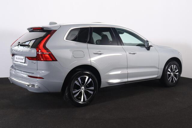 Volvo XC60 T6 Recharge AWD Core Bright - Panorama/schuifdak - IntelliSafe Assist & Surround - Parkeercamera achter - Verwarmde voorstoelen - Parkeersensoren voor & achter - Draadloze tel. lader - Extra getint glas - 18' LMV