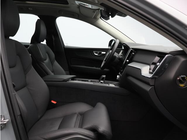 Volvo XC60 T6 AWD Plug-in hybrid Plus Dark