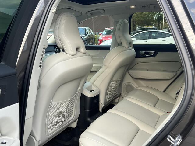 Volvo XC60 2.0 T6 Plug-in hybrid AWD Inscription Expression Mega Vol! 360° Camera | Harman Kardon | Leder | Stoel+Stuurverwarming | Panoramadak | Trekhaak | 12 mnd Bovag Garantie