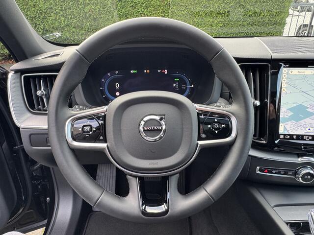 Volvo XC60 2.0 T6 Plug-in hybrid AWD Ultimate Black Edition **Bomvol/EL.Trekhaak/Harman & Kardon/Full Memory/EL. Achterklep/Full Black Pakket/21"/Lederen Interieur/Safety Pack**