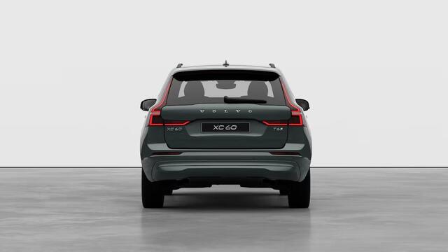 Volvo XC60 2.0 T6 Plug-in hybrid AWD Essential | Verwacht Nov. 2025 | Stoel/Stuurverwarming | Adaptieve Cruise Control | Google Infotainment | Dodehoekwaarschuwing | Donker Getint Glas |