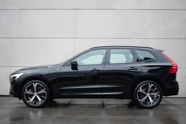 Volvo XC60 2.0 T8 Plug-in hybrid AWD Ultra Dark -Luchtvering-21"-Trekhaak-360 gr-Leer-Head up-Keyless-