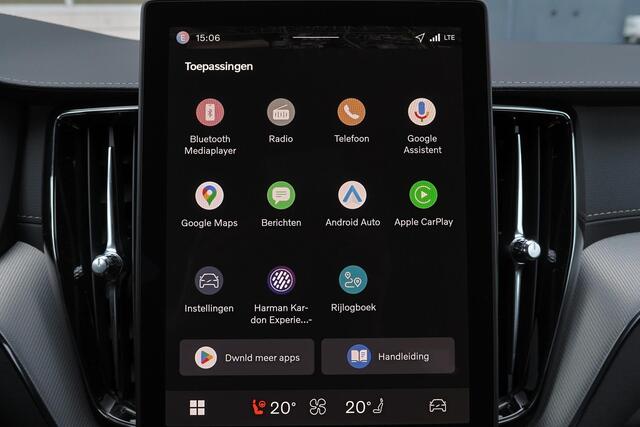 Volvo XC60 T8 Recharge AWD Ultra Black Edition - Luchtvering - Panorama/schuifdak - IntelliSafe Assist & Surround - 360º Camera - Harman/Kardon audio - Adaptieve LED koplampen - Verwarmde voorstoelen, stuur & achterbank - Parkeersensoren voor & achter - Elektr. bedi