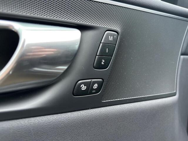 Volvo XC60 2.0 T6 Plug-in hybrid | Pano | Memory | Leder |