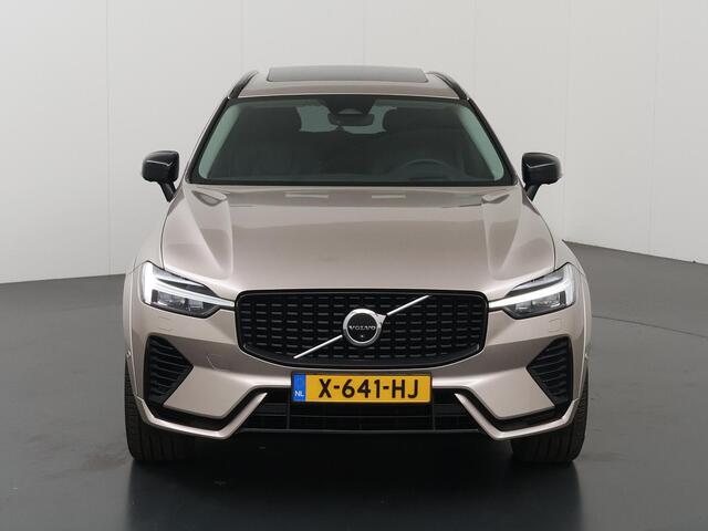 Volvo XC60 2.0 T6 Plug-in hybrid AWD Ultimate Dark | Trekhaak | Schuifdak | Harman Kardon | 360 camera | Head-up | Stoelverwarming voor & achter | Keyless Go |