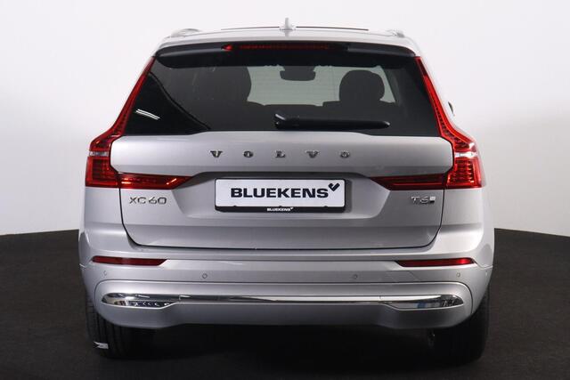 Volvo XC60 T6 Recharge AWD Plus Dark - Panorama/schuifdak - IntelliSafe Assist & Surround - 360º Camera - Harman/Kardon audio - Adaptieve LED koplampen - Verwarmde voorstoelen, stuur & achterbank - Parkeersensoren voor & achter - Elektr. bedienb. voorstoelen met geh